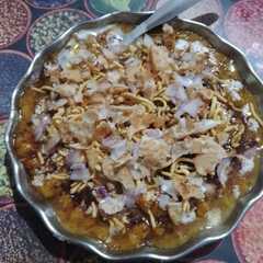A picture of Tikki chaat.
