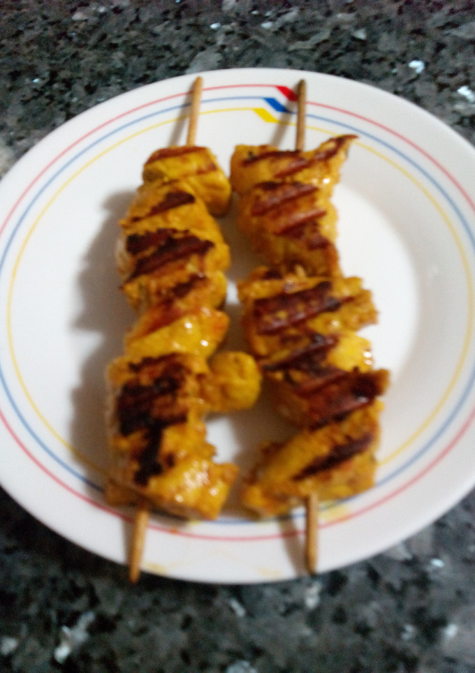 Una foto de Pinchos morunos