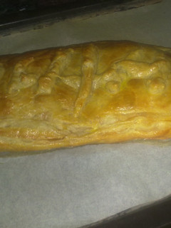 Una foto de Hojaldre de atún " fácil y "delicioso"