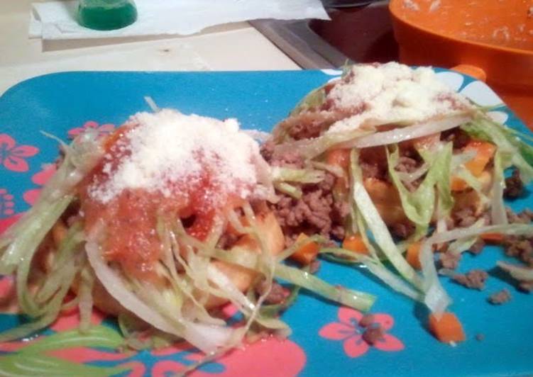 Easiest Way to Make Homemade sopes con mole
