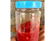 Una foto de pimiento de lata