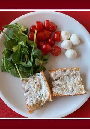 Une photo de • Rillettes de sardines •