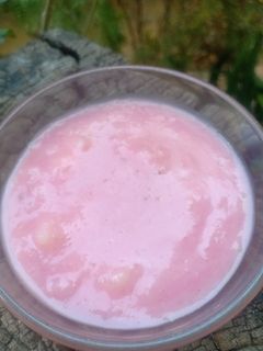 રોઝ ફીરની (Rose Firni Recipe In Gujarati) રેસીપી મુખ્ય ફોટો