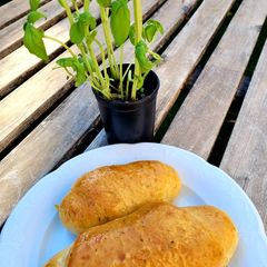 A picture of Basil Milk Bread.