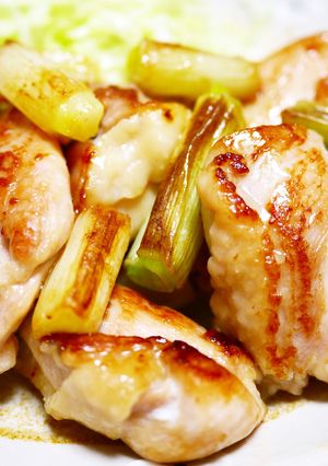 A picture of Juicy Chicken Thighs! Skewer-Free Salt Grilled Chicken.