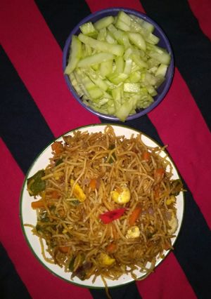 এগ চাউমিন (Egg Chowmine recipe in Bengali) রেসিপির প্রধান ছবি
