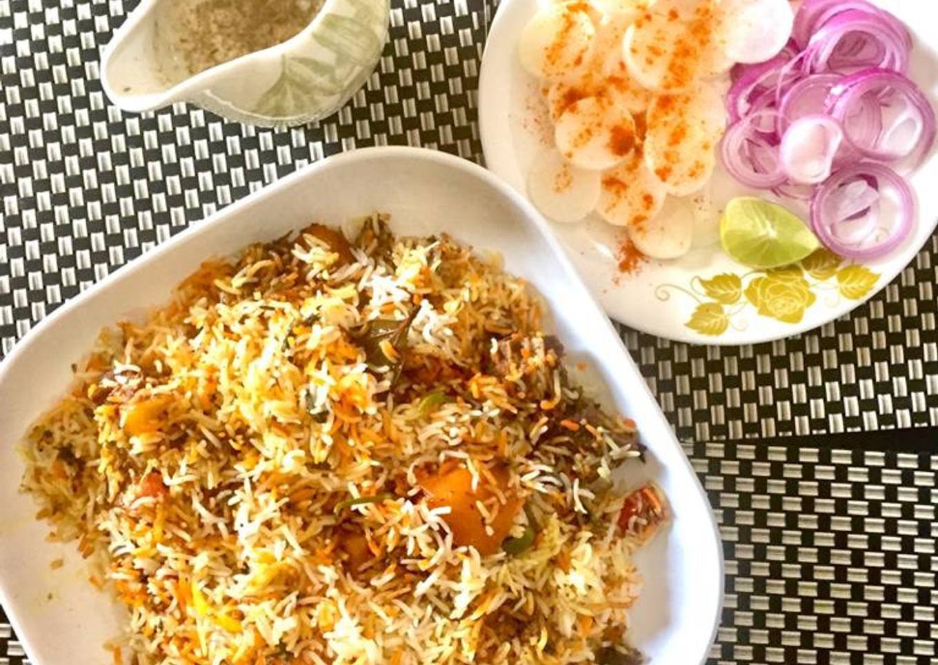 Veal Biryani (Bachia ke gosht ki biryani)