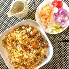 A picture of Veal Biryani (Bachia ke gosht ki biryani).