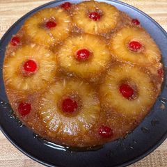 A picture of Cast Iron Pineapple Upside Down Cake.