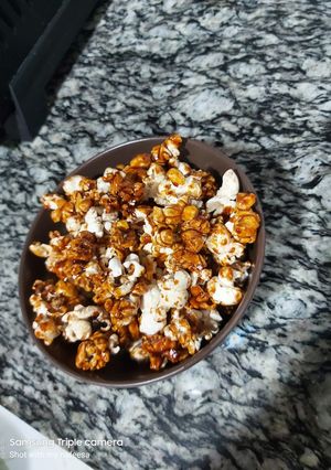 A picture of Caramel popcorn.