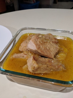 Una foto de Chuletas de Cerdo bañadas en Jugo de Naranjas
