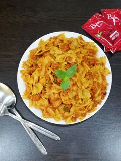 عکسی از دستور ماکارانی با سویا😍