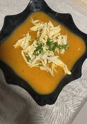 O poză a rețetei Supa cremă de legume cu piept de pui.