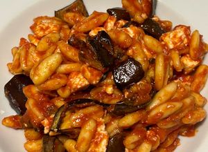 Foto di Cavatelli alla norma veloci con le melanzane fritte ad aria