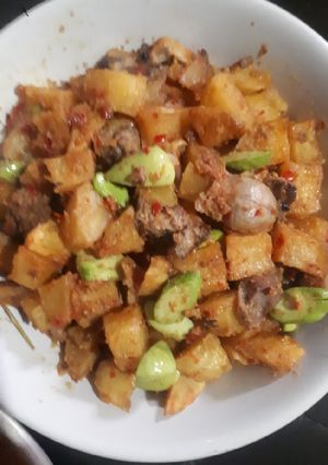 Foto resep Sambel goreng kentang ati ampela pete