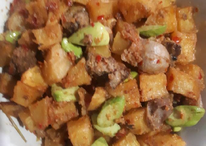 Resep Sambel goreng kentang ati ampela pete yang Enak