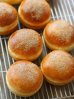 A picture of Hamburger Buns.