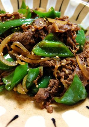 A picture of Quick Side Dish: Sweet and Savory Stir-Fried Beef and Bell Peppers.