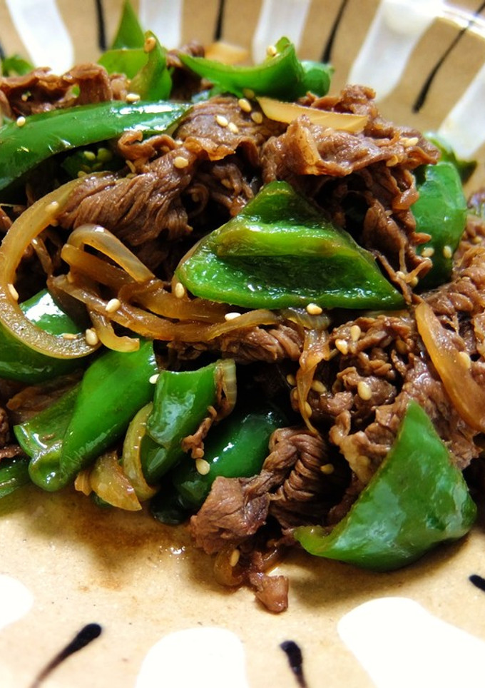 A picture of Quick Side Dish: Sweet and Savory Stir-Fried Beef and Bell Peppers.