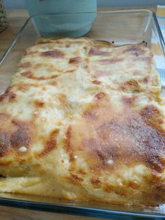 Una foto de Canelones de ternera y calabacín
