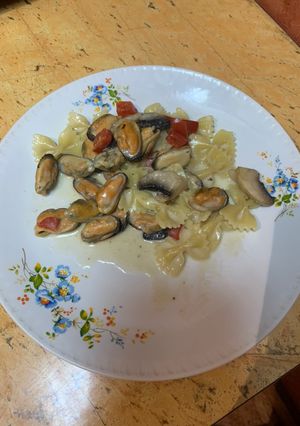 O poză a rețetei Paste cu scoici ciuperci și ardei.