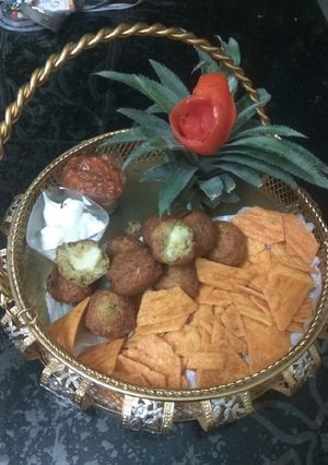 A picture of Cheese stuffed falafel.