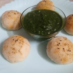 A picture of Paneer naan bombs (baked).