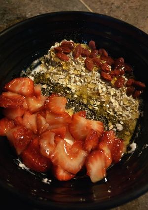 A picture of Chia & strawberry bowl.