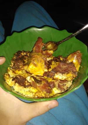 A picture of The best-scrambled eggs ever. 😃.