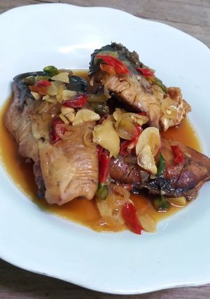 Foto resep Semur pedas ikan panggang