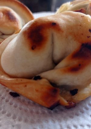 Una foto de Empanadas caprese