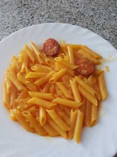 Una foto de Macarrones con chorizo