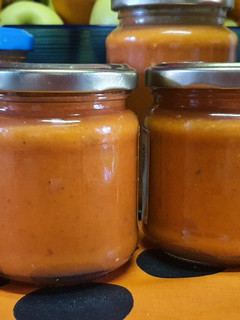 Una foto de Mojo rojo rico rico Thermomix