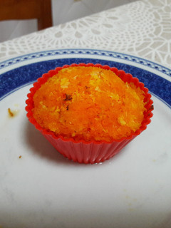 Una foto de Magdalenas de tarta de zanahoria sin harina, sin gluten y veganas🥕