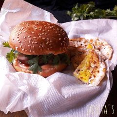 Egg burger A picture of Egg burger.