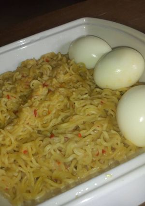 A picture of Indomie.