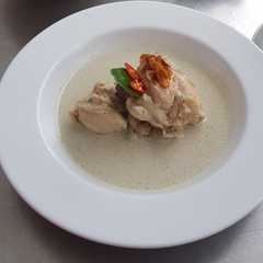 Opor Ayam রেসিপির প্রধান ছবি