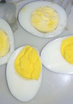 A picture of Simple Boiled Egg.