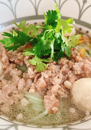 รูปของ ก๋วยเตี๋ยวหมี่หยกวันฝนพรำ