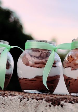 கிளாஸ் பவுல் டபுள் சாக்லேட் மூஸ் (Glass bowl double chocolate mousse recipe in tamil) செய்முறை முக்கிய புகைப்படம்