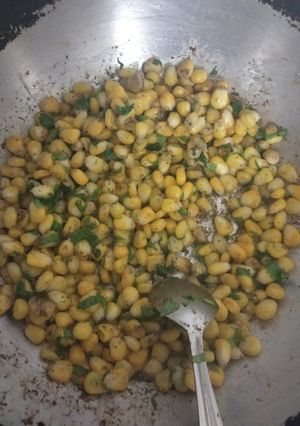 A picture of Sweet corn chaat.