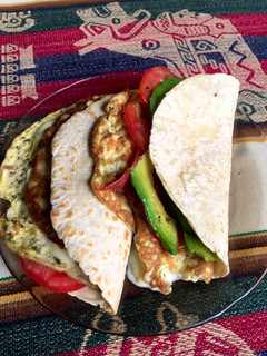 Una foto de Rapiditas 🌮 palta & tomate 🍅🥑