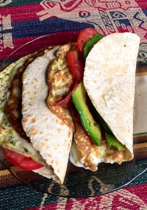 Una foto de Rapiditas 🌮 palta & tomate 🍅🥑