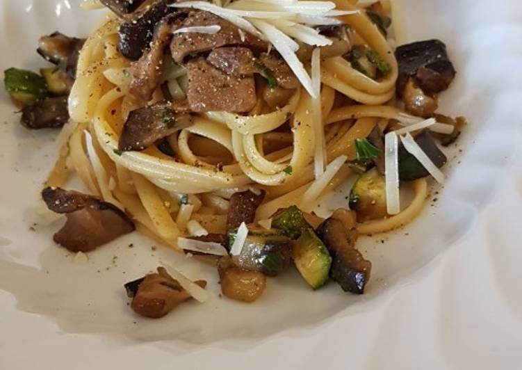 Recipe of Award-winning Linguine con porcini e verdure