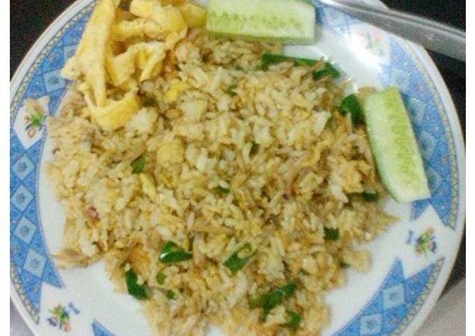 Resep NASI GORENG TERI CABE IJO oleh eko ariyani - Cookpad