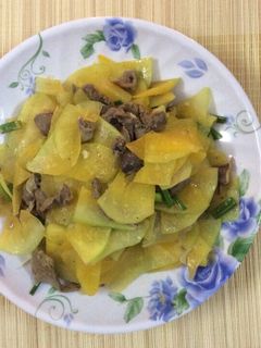 Hình của món Đu đủ ương xào lòng gà.