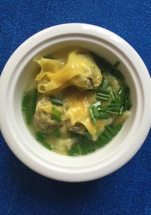 Hình của món Súp hoành thánh.