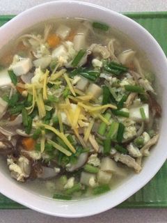 Hình của món Canh đậu hũ chua cay.