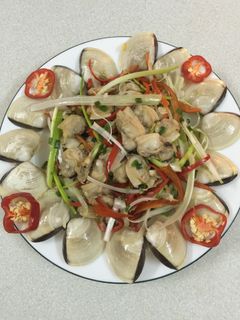 Hình của món Ngao xào gừng, ớt, tỏi.