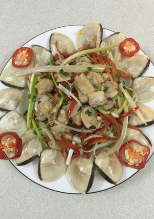Hình của món Ngao xào gừng, ớt, tỏi.